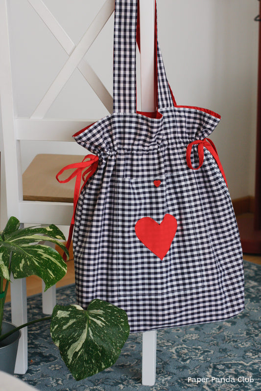 Drawstring Bag – Gingham with a Heart